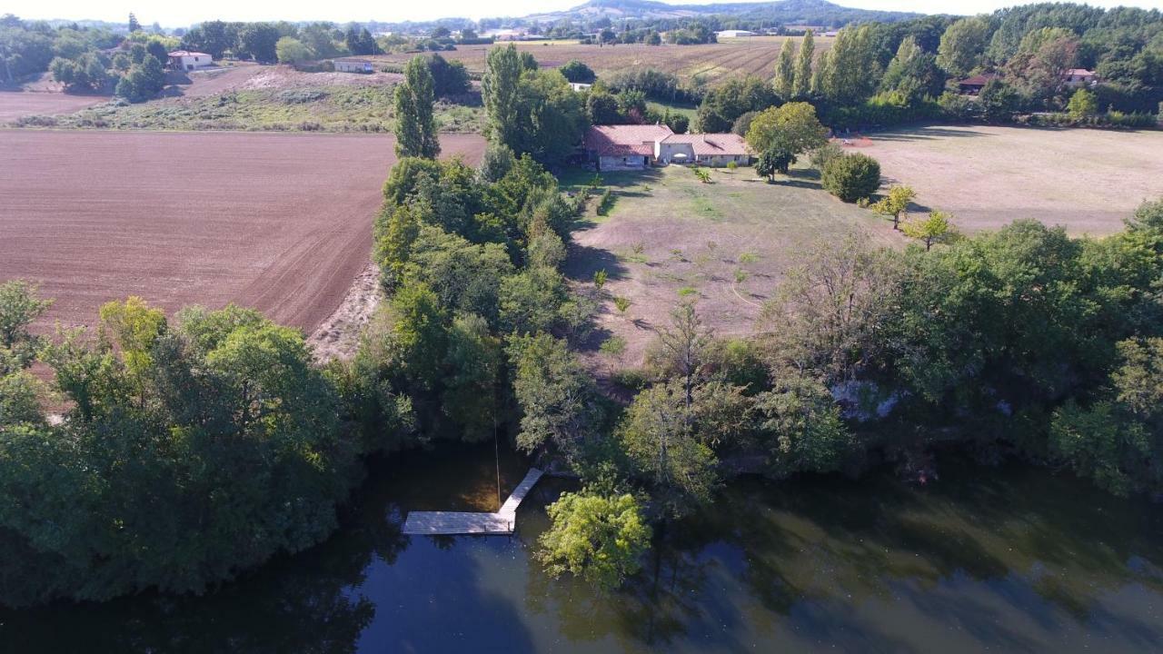 Gite Clodeguy Saint-Sylvestre-sur-Lot Exteriér fotografie